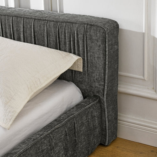 Grey Chenille Upholstered Queen Platform Bed